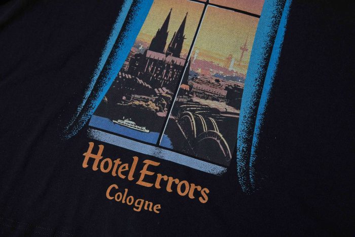 HOUSE OF ERRORS COLOGNE POP UP TEE