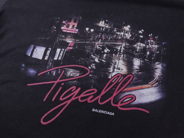 Balenciaga Pigalle T-shirt Oversized in Black Faded