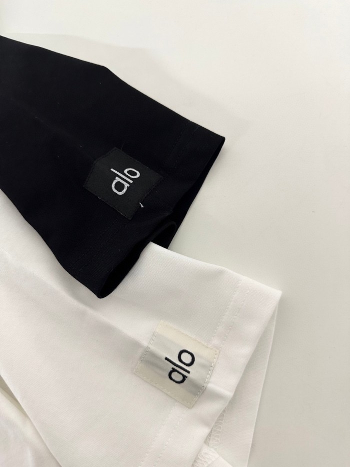 Alo Yoga Loose Foam Printed Tshirt