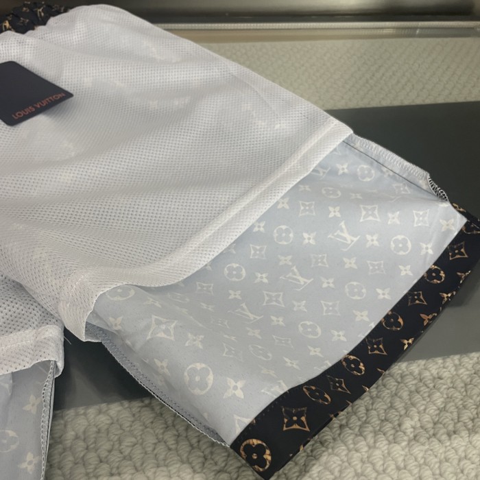 LOUIS VUITTON New Quarterly Products of LV Casual Shorts