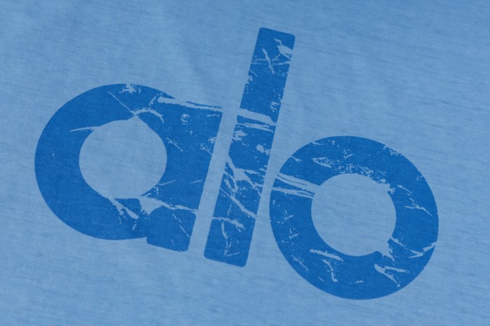 Alo Yoga Tie Dye Short Sleeve T-Shirt