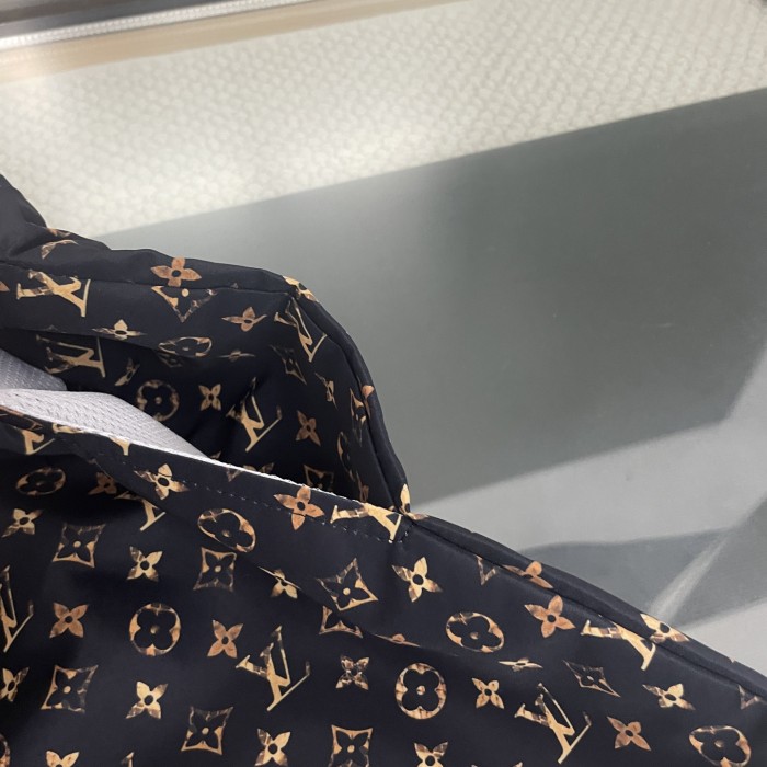 LOUIS VUITTON New Quarterly Products of LV Casual Shorts