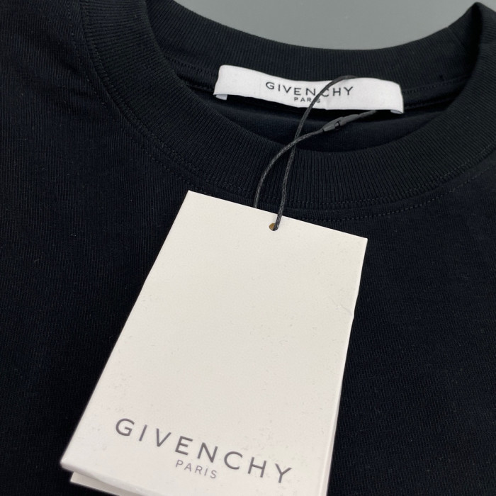 GIVENCHY LOGO Embroidered Short-sleeved T-shirt