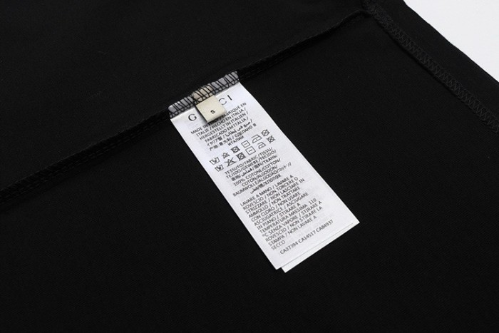 Gucci GG Embroidered Short-Sleeved T-Shirt