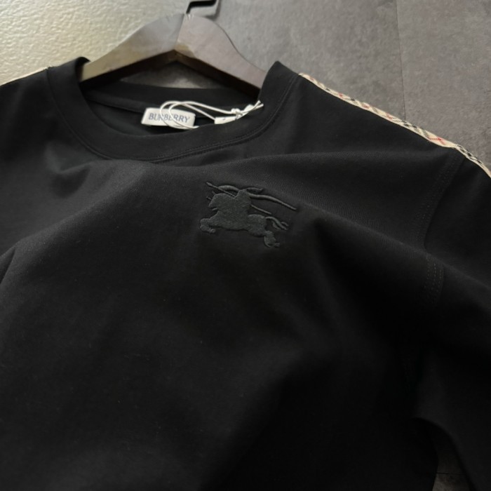 Burberry Check Trim Cotton T-shirt in Chalk