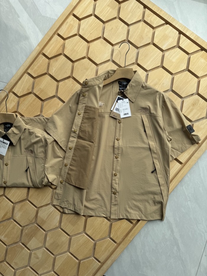 The North Face Oversize Shortsleeve Shirt Khaki Stone