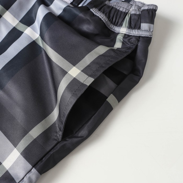 Burberry Martin Swim Shorts in Green