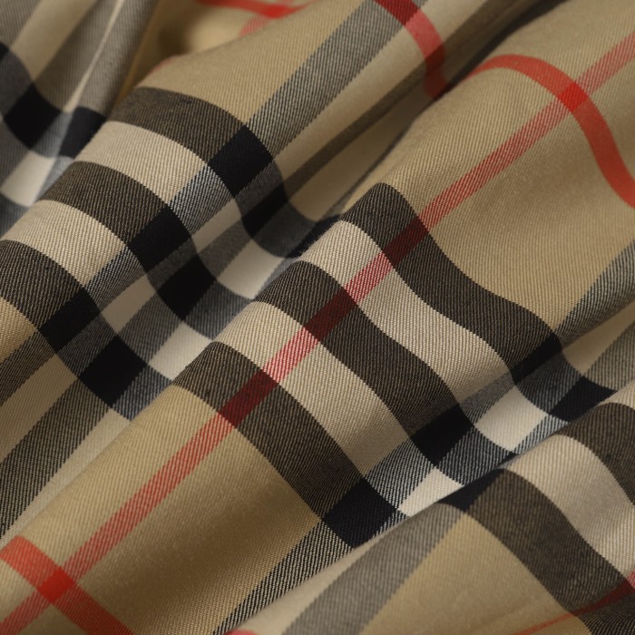 Burberry Check Shorts in Sand - Men