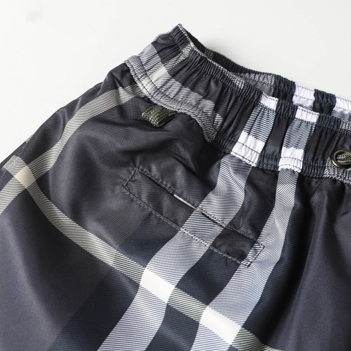 Burberry Martin Swim Shorts in Green