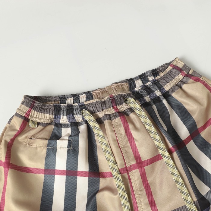 Burberry Martin Swim Shorts in Green