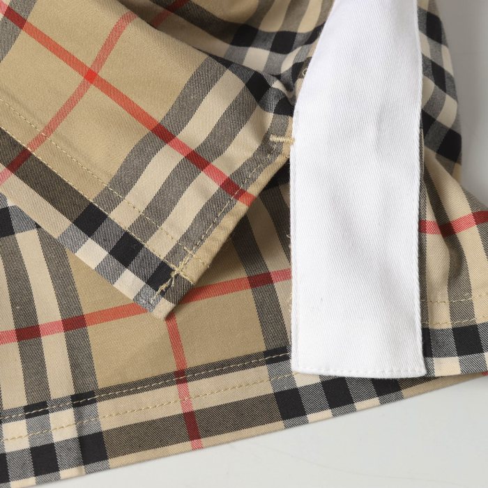 Burberry Check Shorts in Sand - Men