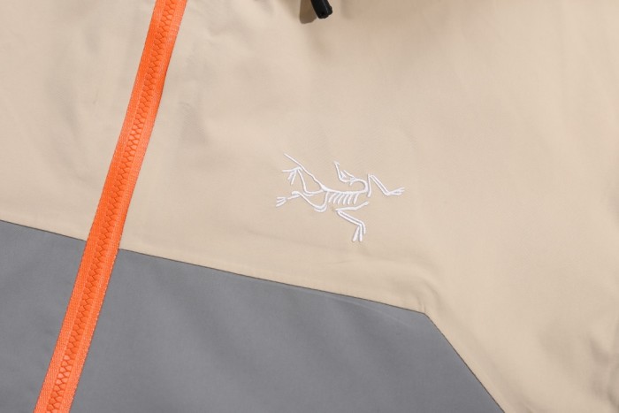 ARC'TERYX BETA LIGHTWEIGHT JACKET