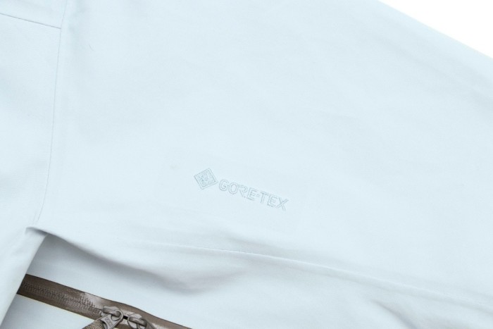 Arc'Teryx Men's Beta LT Jacket