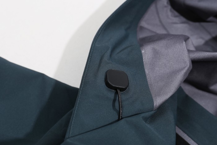 Arc'teryx Beta AR Gore-Tex Hybrid Jacket
