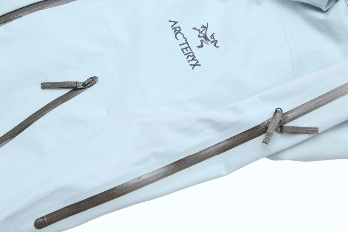 Arc'Teryx Men's Beta LT Jacket
