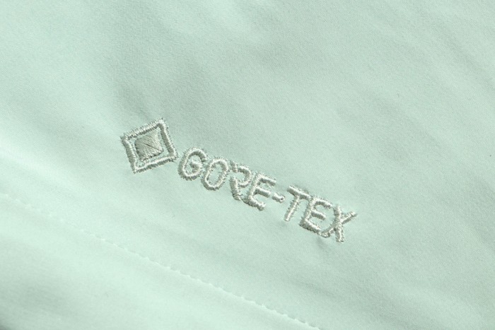 Arc'Teryx Men's Beta LT Jacket