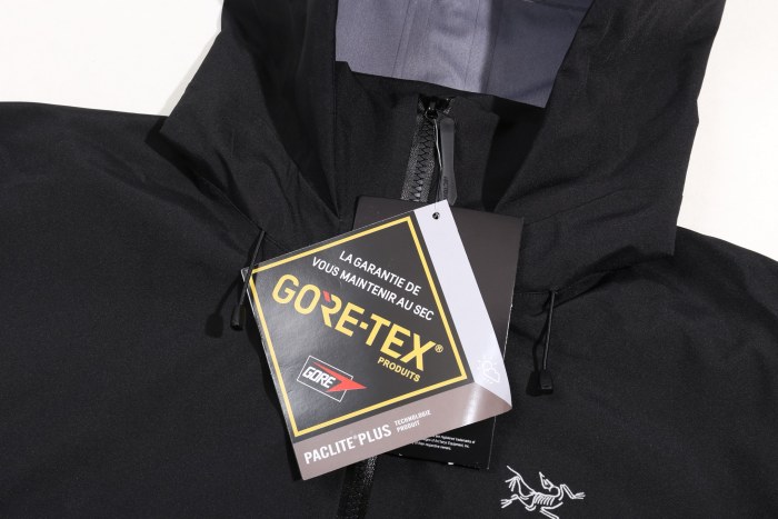 Arc'teryx Beta AR Gore-Tex Hybrid Jacket