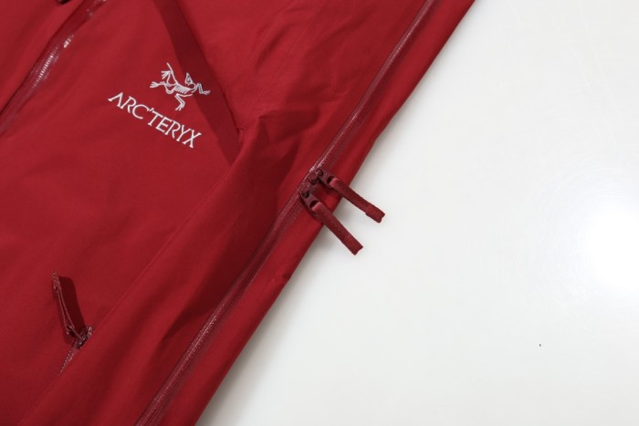 Arc'teryx Beta LT GORE-TEX Jacket