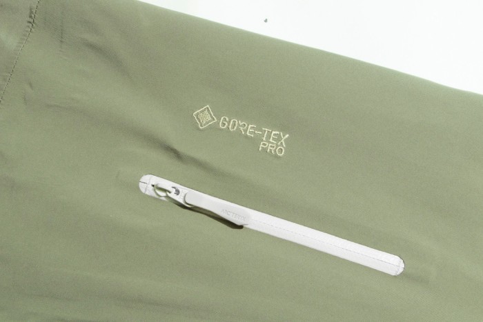 Arc'teryx Alpha Sv Jacket in Green for Men