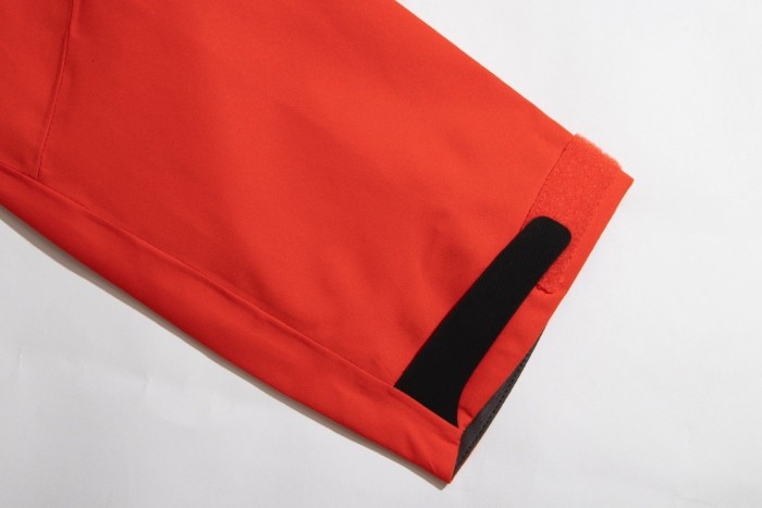 Arc'teryx Alpha SV Jacket  Orange