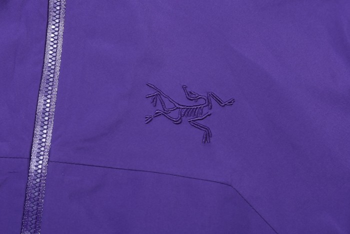 ARC’TERYX beta lightweight Jacket purple Men's