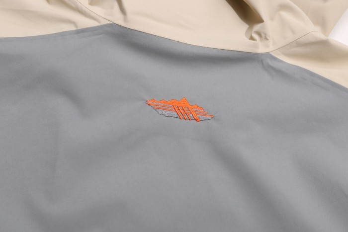 ARC'TERYX BETA LIGHTWEIGHT JACKET