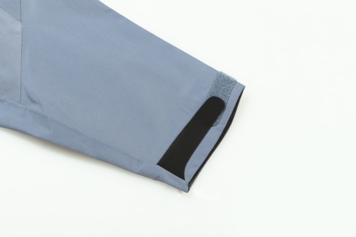 ARC'TERYX Alpha SV Jacket