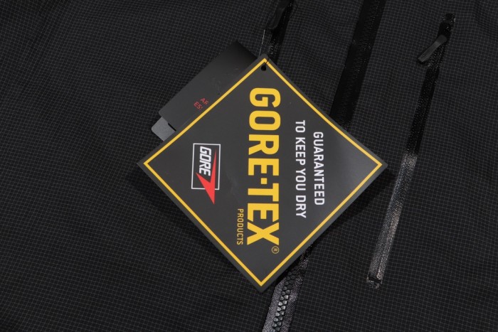 Arc'teryx Alpha Jacket Black