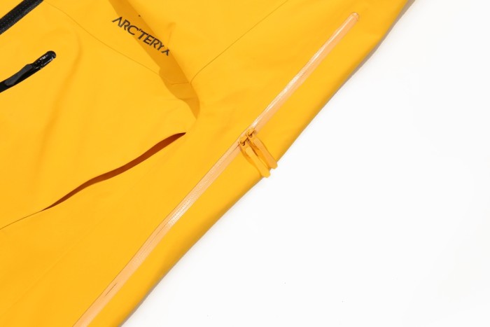 Arcteryx Alpha SV Gore Tex Pro Jacket