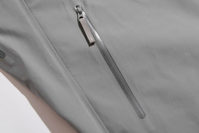 Arc'teryx Beta Lt Mens Jacket in Binary