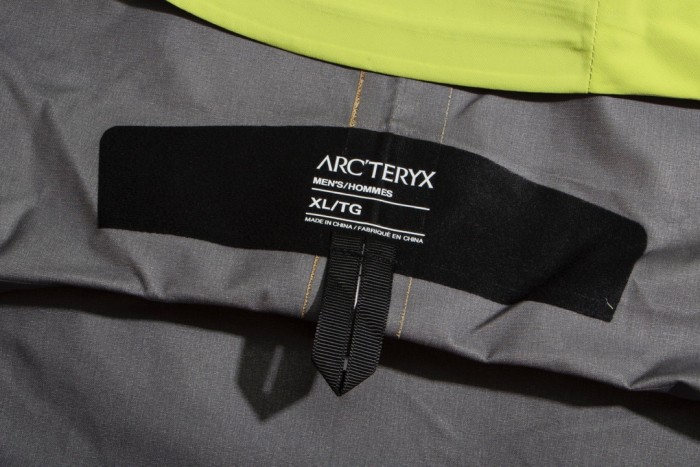 Arc'teryx Alpha Sv Waterproof Shell Jacket In Yellow