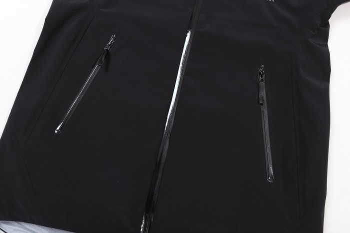 Arc'Teryx Beta Lt Hooded Nylon Jacket