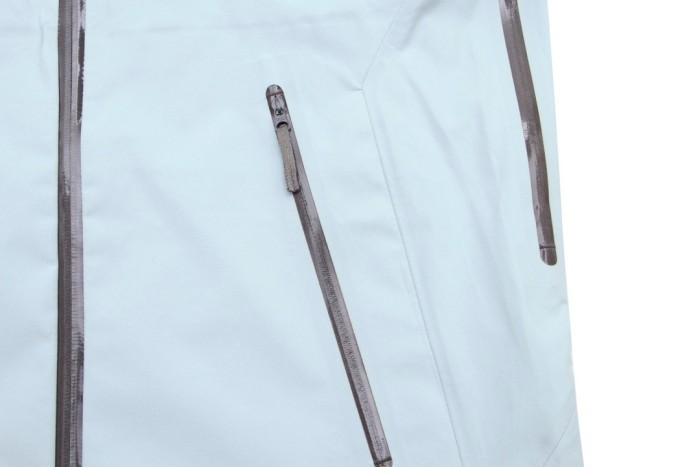 Arc'Teryx Men's Beta LT Jacket
