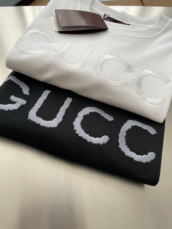 GUCCI Embroidered cotton jersey T-shirt in white