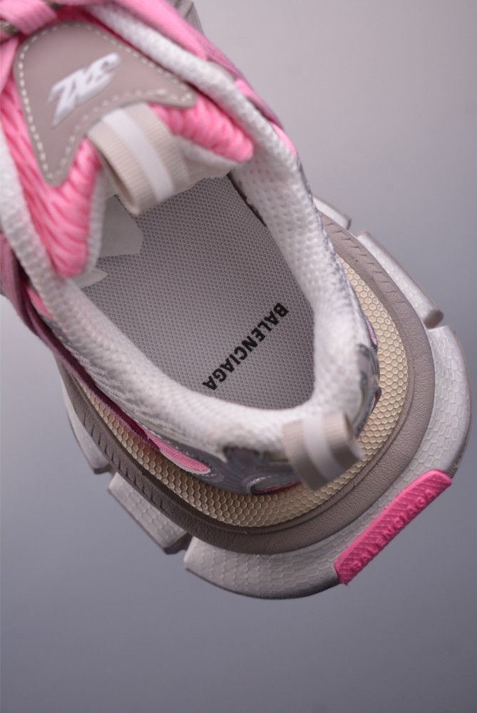 Balenciaga Women's 3xl Sneaker in White/grey/pink