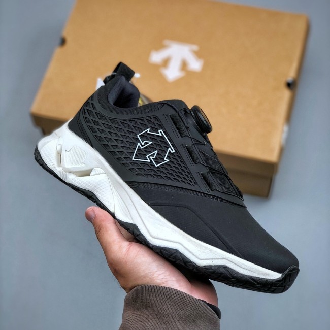 DESCENTE TRAINING Training Shoes
