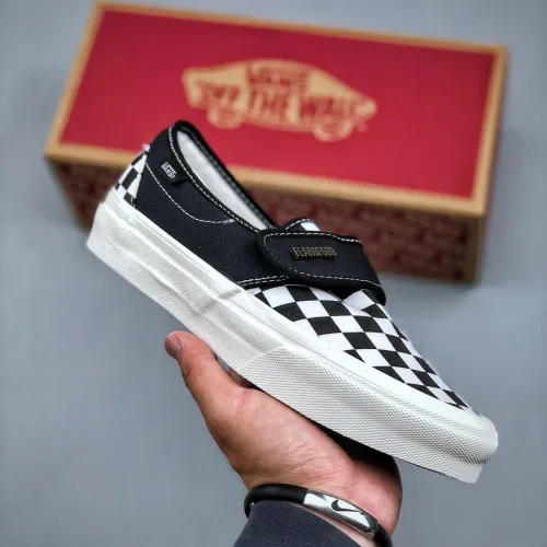 Fear of Fog x Vans Slip-On 47 V DX FOG Sneakers
