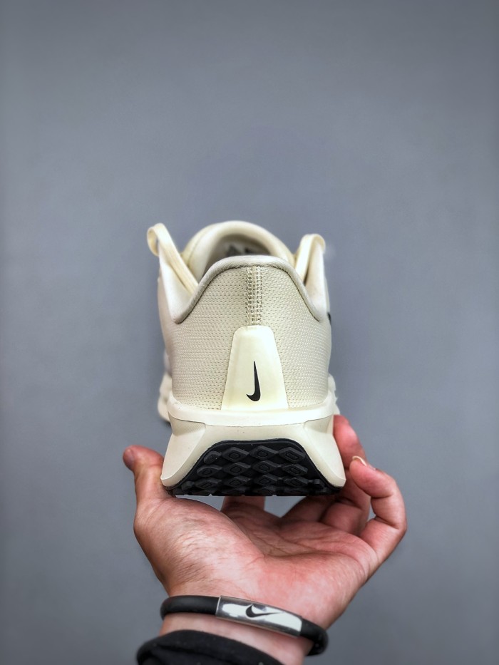 Nike Quest 6 Road Running Shoes