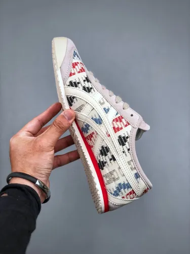 Onitsuka Tiger Mexico 66 Sneakers