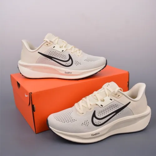 Nike Quest 6 Road Running Shoes