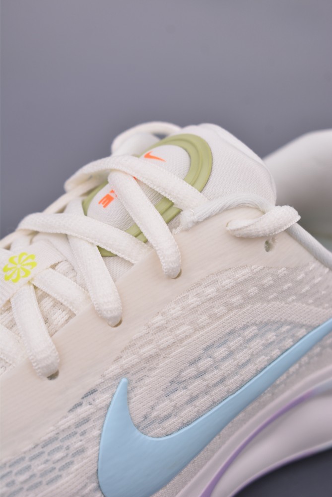 Nike Journey Road Running Shoes