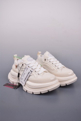 Smilerepublic Classic Slip On Shoes