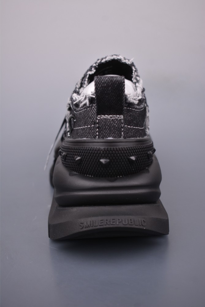 Smilerepublic Classic Black Slip On Shoes