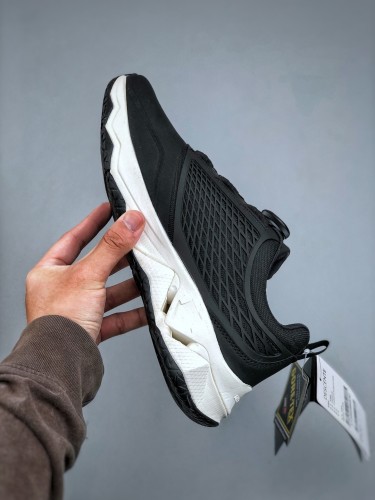DESCENTE TRAINING Training Shoes