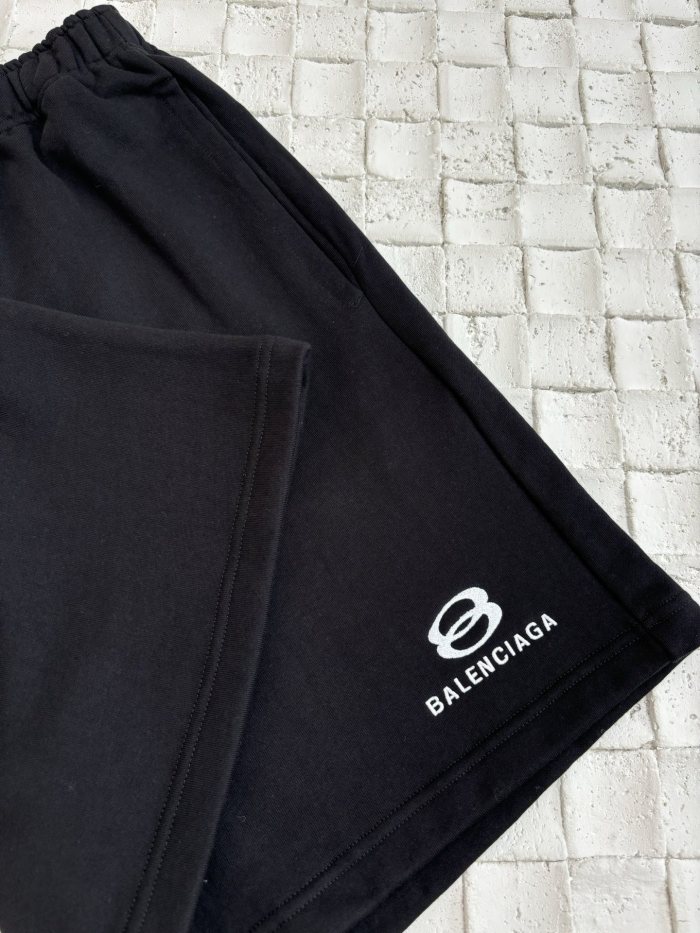 Balenciaga Balenciaga Black Logo Embroidered shorts