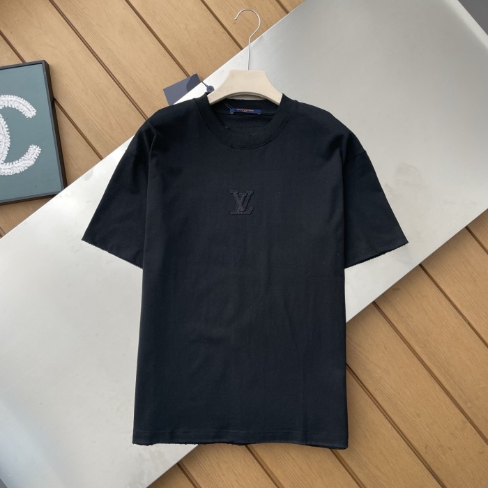 Louis Vuitton Logo Embroidered Short Sleeve T-Shirt