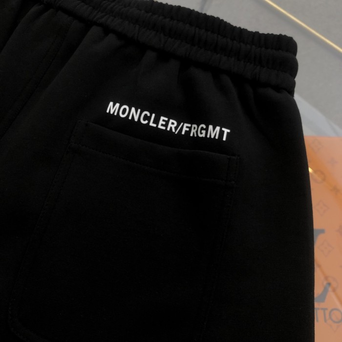 Moncler LOGO shorts