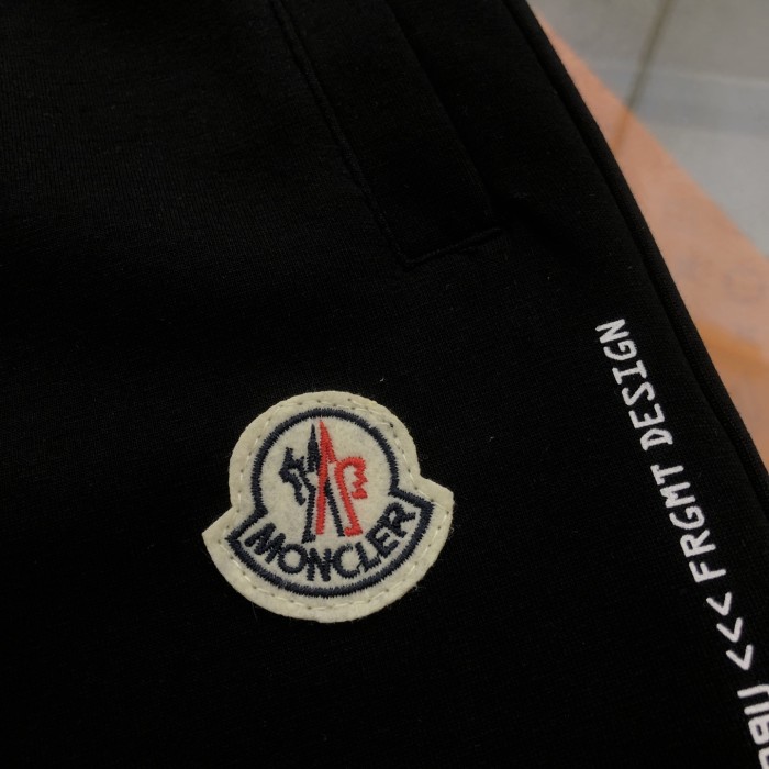 Moncler LOGO shorts