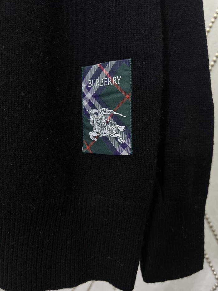 Burberry Equestrian Knight V-Neck Cardigan