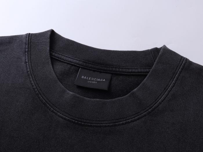 Balenciaga logo-embroidered T-shirt